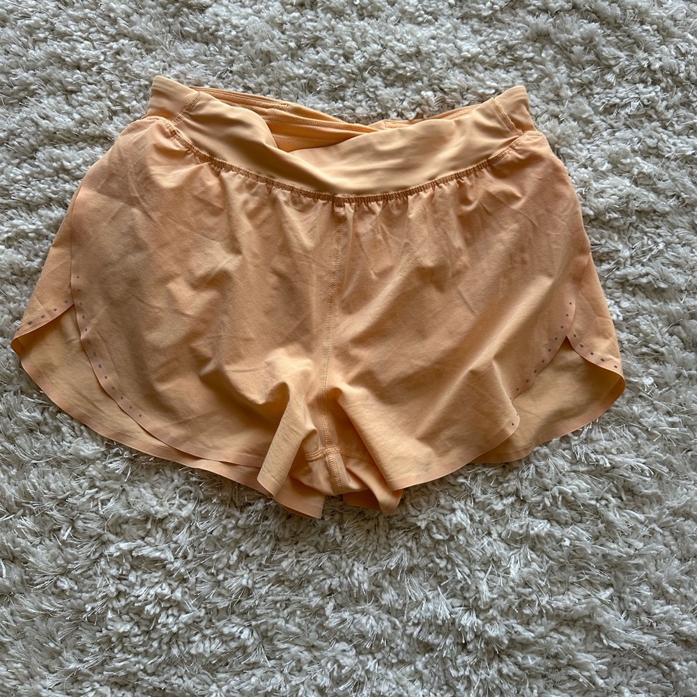 Lululemon find your pace shorts